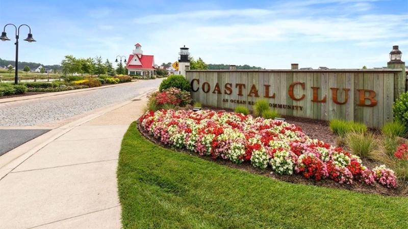 Coastal Club